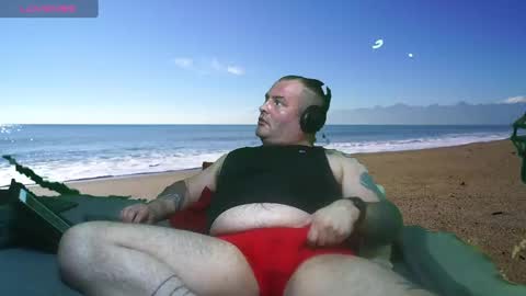 Snapshot of bongolian chatting on 27, 1, 2025 SkullBone online show from 27, 1, 2025