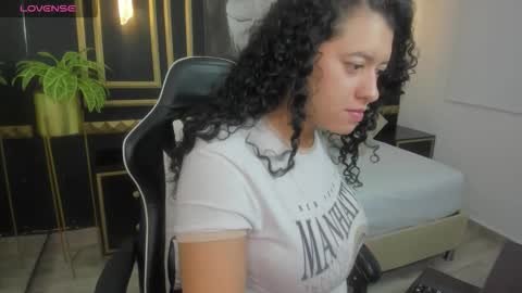 Snapshot of bonnie68_ chatting on 10, 11, 2025 bonnie68_ online show from 10, 11, 2025