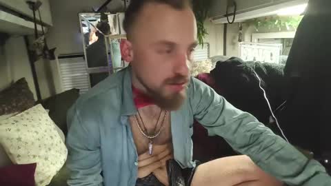 Snapshot of bonnie_and_clyde_11 chatting on 7, 11, 2025 Bonnie and Clyde online show from 7, 11, 2025