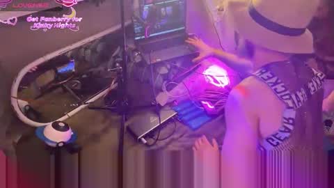 Bonnie and Clyde online show from 19, 2, 2026