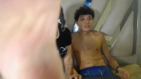 bonnieandclydecf online show from 21, 12, 2025