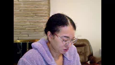 Queen Bon Vivantt online show from 7, 1, 2026