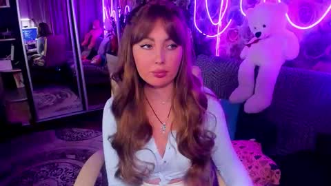 Snapshot of bonybenessy chatting on 3, 11, 2025 Mira online show from 3, 11, 2025