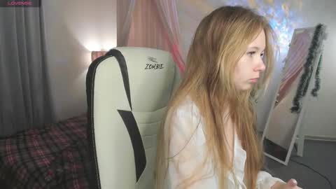 Milena online show from 2, 12, 2025