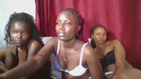 Snapshot of bootie_caramel chatting on 20, 2, 2025 bootie_caramel online show from 20, 2, 2025