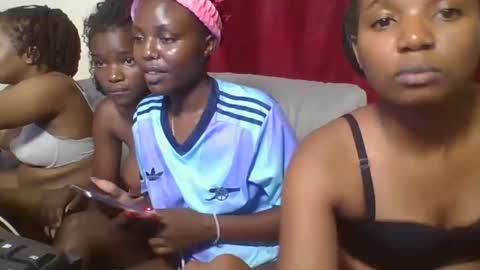 Snapshot of bootie_caramel chatting on 24, 2, 2025 bootie_caramel online show from 24, 2, 2025