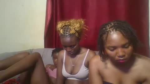 Snapshot of bootie_caramel chatting on 28, 2, 2025 bootie_caramel online show from 28, 2, 2025