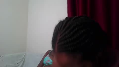 Snapshot of bootie_caramel chatting on 20, 4, 2026 bootie_caramel online show from 20, 4, 2026