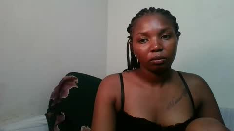 Snapshot of bootie_caramel chatting on 9, 5, 2026 bootie_caramel online show from 9, 5, 2026