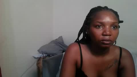 Snapshot of bootie_caramel chatting on 10, 5, 2026 bootie_caramel online show from 10, 5, 2026