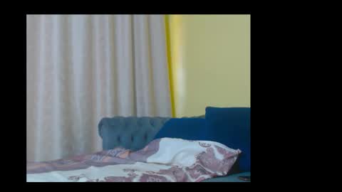 Snapshot of booty_mummy1 chatting on 12, 11, 2025 booty_mummy1 online show from 12, 11, 2025