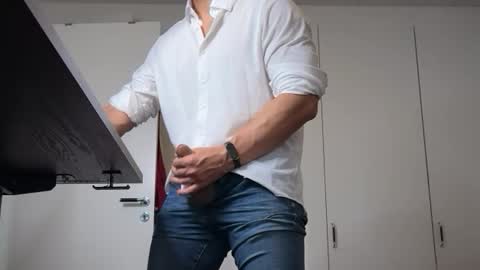 bootyonmyface online show from 13, 10, 2025