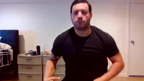 The Italian Boss  online show from 14, 12, 2025