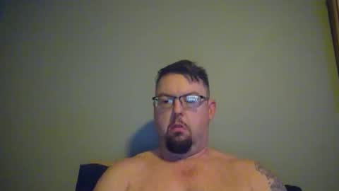 Snapshot of bowtieguy84 chatting on 5, 4, 2026 bowtieguy84 online show from 5, 4, 2026