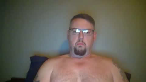 Snapshot of bowtieguy84 chatting on 3, 5, 2026 bowtieguy84 online show from 3, 5, 2026