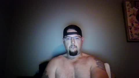 Snapshot of bowtieguy84 chatting on 17, 5, 2026 bowtieguy84 online show from 17, 5, 2026