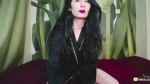 Helen  online show from 8, 1, 2025