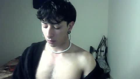 Boy Astro online show from 14, 12, 2024