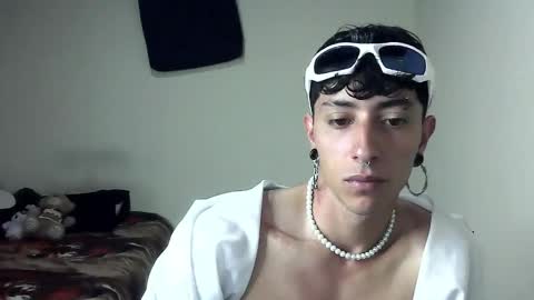 Boy Astro online show from 24, 1, 2025