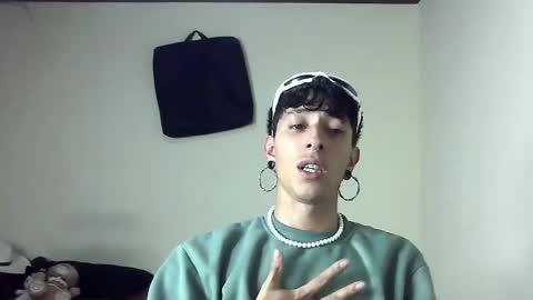 Boy Astro online show from 30, 1, 2025