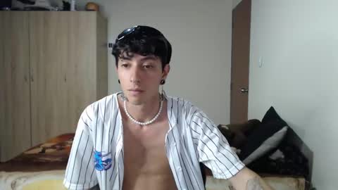 Boy Astro online show from 26, 2, 2025