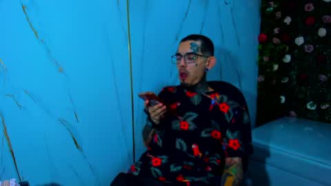 boy_tatto77 online show from 13, 4, 2026