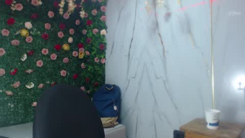 Snapshot of boy_tatto77 chatting on 17, 5, 2026 boy_tatto77 online show from 17, 5, 2026
