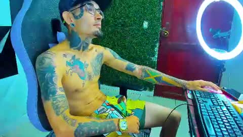 boy_tatto77 online show from 29, 7, 2026