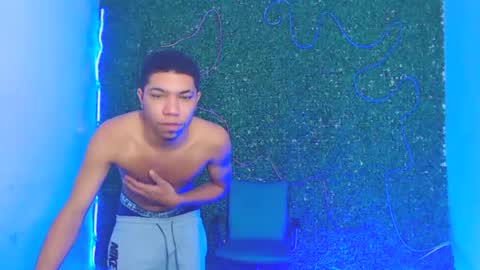 Snapshot of boybigcock_25cm chatting on 8, 1, 2025 jhon deivis online show from 8, 1, 2025