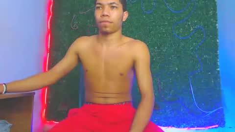 Snapshot of boybigcock_25cm chatting on 11, 1, 2025 jhon deivis online show from 11, 1, 2025