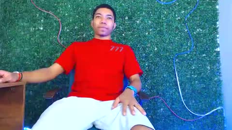 Snapshot of boybigcock_25cm chatting on 15, 1, 2025 jhon deivis online show from 15, 1, 2025