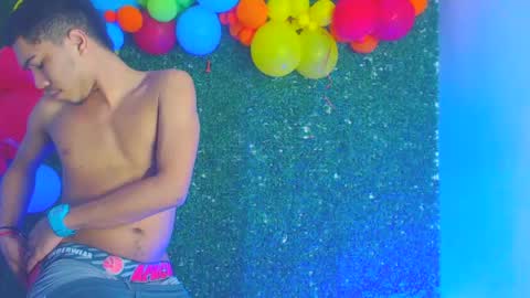 Snapshot of boybigcock_25cm chatting on 9, 2, 2025 jhon deivis online show from 9, 2, 2025