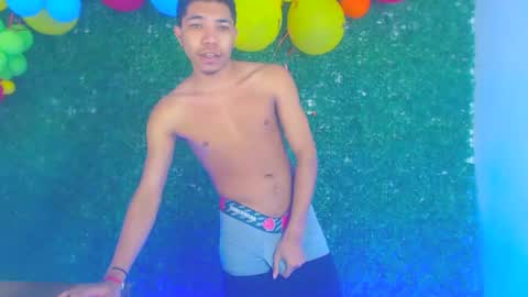Snapshot of boybigcock_25cm chatting on 12, 2, 2025 jhon deivis online show from 12, 2, 2025