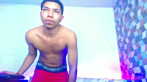Snapshot of boybigcock_25cm chatting on 18, 2, 2025 jhon deivis online show from 18, 2, 2025