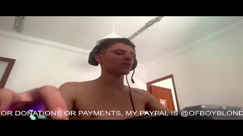 Snapshot of boyblondhetero chatting on 17, 6, 2026 boyblondhetero online show from 17, 6, 2026
