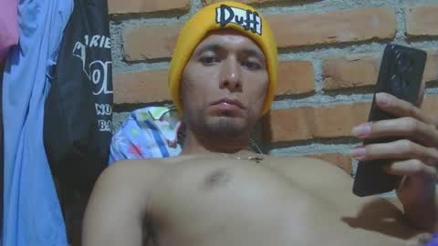 Snapshot of boycumlatino21 chatting on 25, 3, 2026 Boy online show from 25, 3, 2026