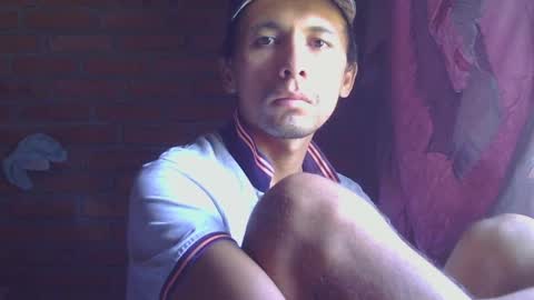 Snapshot of boycumlatino21 chatting on 14, 4, 2026 Boy online show from 14, 4, 2026