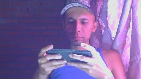 Snapshot of boycumlatino21 chatting on 2, 5, 2026 Boy online show from 2, 5, 2026