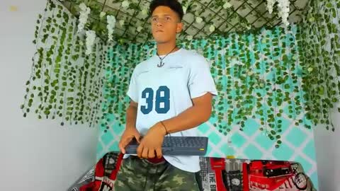 boys4hot_777 online show from 11, 3, 2025