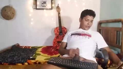 Snapshot of boysex1124 chatting on 3, 3, 2025 andrew online show from 3, 3, 2025