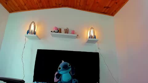 Santiago online show from 14, 2, 2025