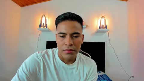 Santiago online show from 17, 2, 2025