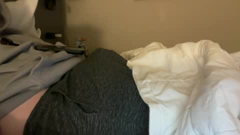 Snapshot of boytoybenny chatting on 1, 7, 2026 BoyToyBenny online show from 1, 7, 2026