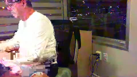 Snapshot of bozou chatting on 12, 12, 2024 bozou online show from 12, 12, 2024