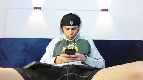 Snapshot of br4ndon_cooper chatting on 10, 10, 2025 Brandon online show from 10, 10, 2025