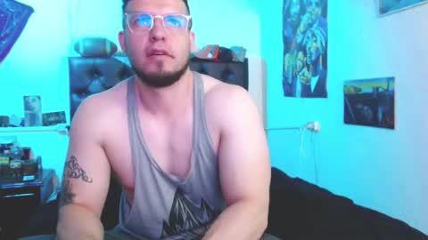 brad hot boy online show from 17, 2, 2026