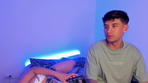 Snapshot of bradlovemma_ chatting on 20, 2, 2025 BradLovEmma online show from 20, 2, 2025