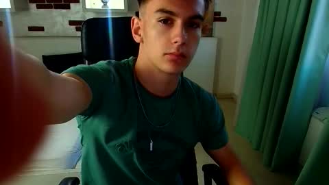 Snapshot of bradyflint chatting on 20, 10, 2025 BradyFlint online show from 20, 10, 2025