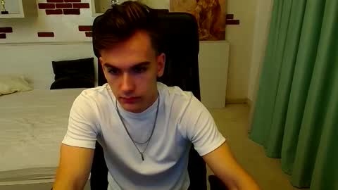 Snapshot of bradyflint chatting on 21, 10, 2025 BradyFlint online show from 21, 10, 2025