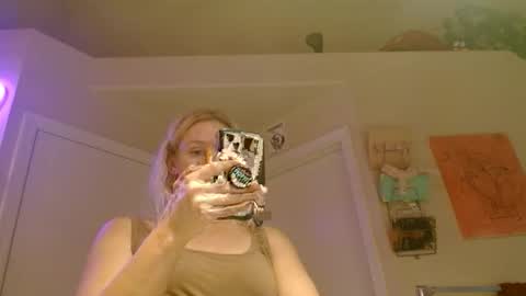 Snapshot of braindeadbetty chatting on 28, 5, 2026 i am a naughty jedi knight online show from 28, 5, 2026